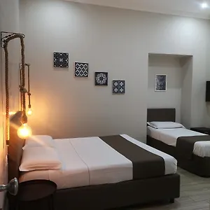 Napoli City Rooms Νάπολη